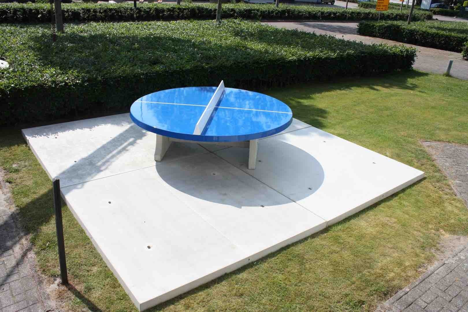 concrete Ping-Pong table - round